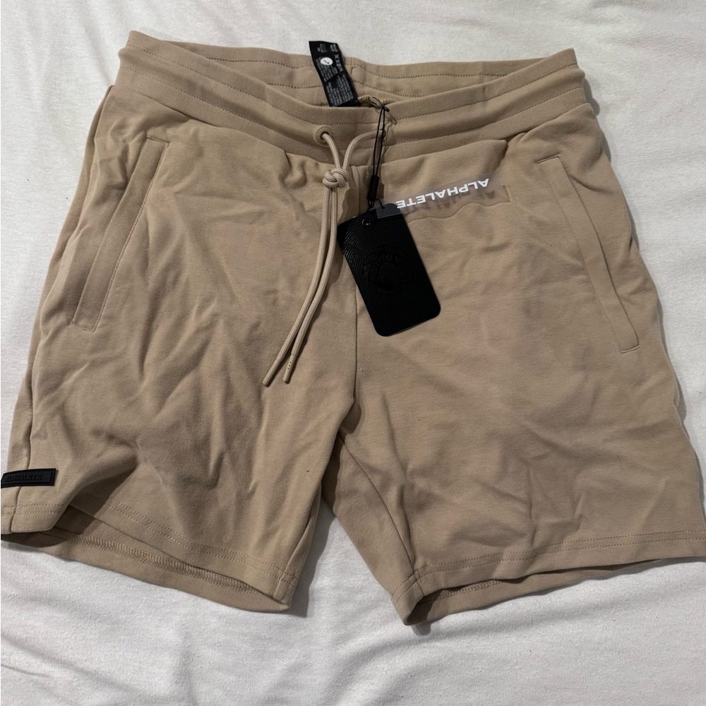 Alphalete Men's Beige Athletic Shorts